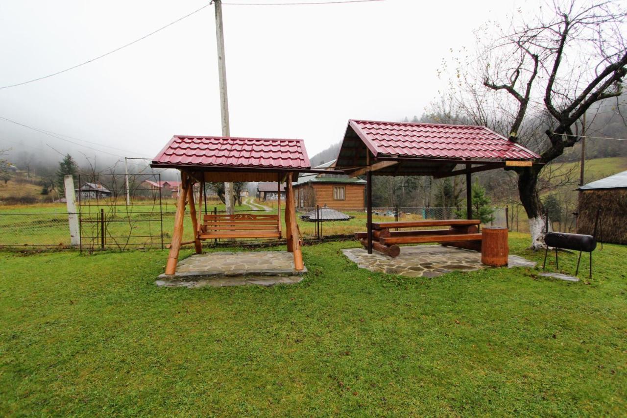 Ferienwohnung Карпатська Полонина Jaremtsche Exterior foto